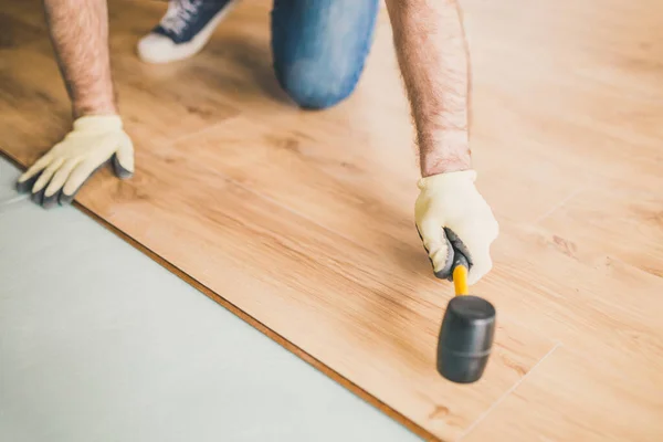 Builder Engaged Laying Laminate Room Repair Finishing Work — Stock Photo, Image