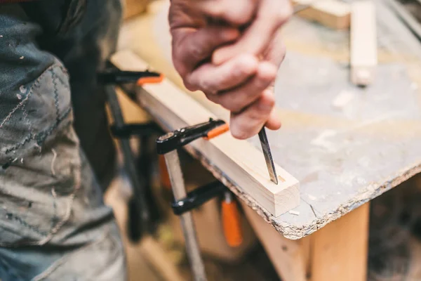 Taller Carpintería Carpintería Artesanía Profesional Cualificada Trabajo Con Cincel —  Fotos de Stock