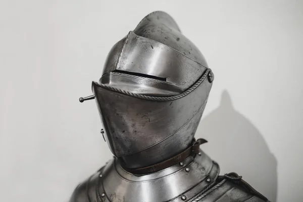 Mittelalterlicher Ritterhelm Mit Visier — Stockfoto