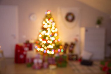   Hediyeli Noel ağacı