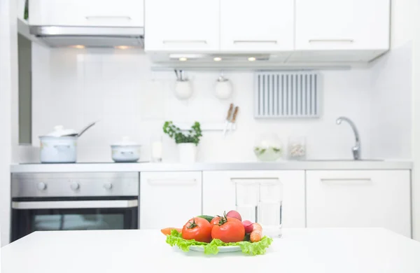 Cocina en colores blancos — Foto de Stock