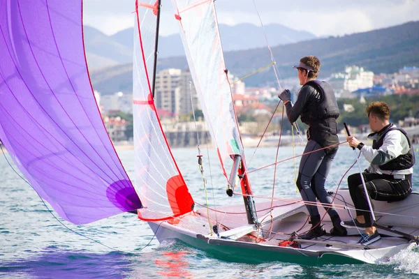 Segelregatta auf See — Stockfoto