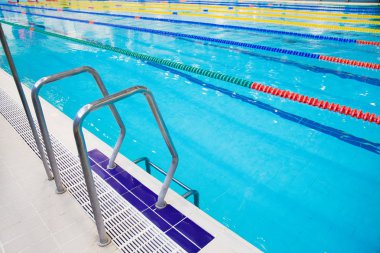  Görünüm Yüzme Havuzu 