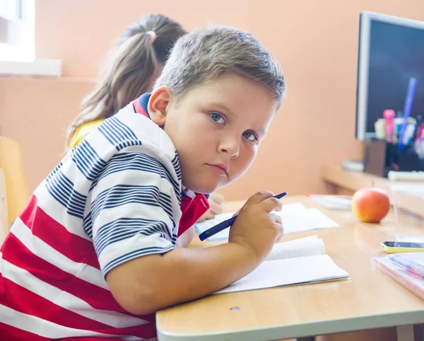 Crianças do ensino primário — Fotografia de Stock