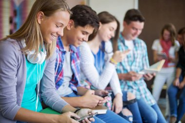 gençler ve gadgerts