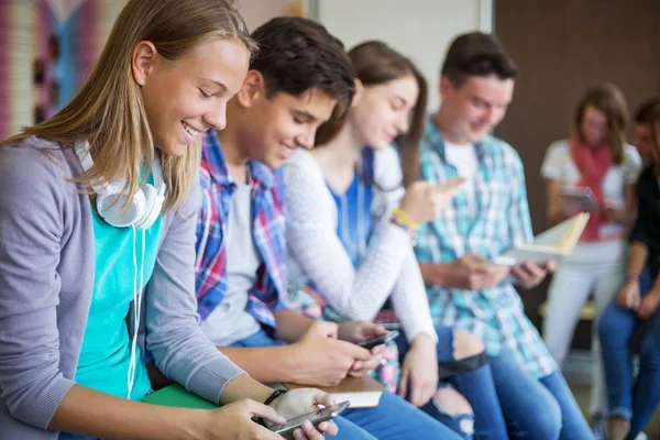 gençler ve gadgerts