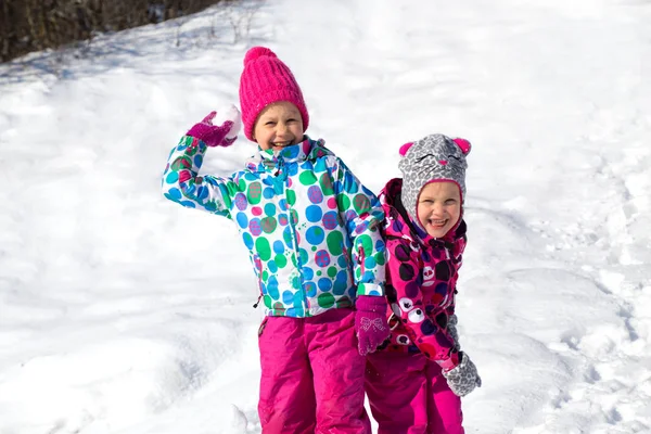 Kid in winter time — Stock Photo, Image