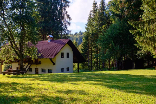 Berghütte, Slowenien — Stockfoto