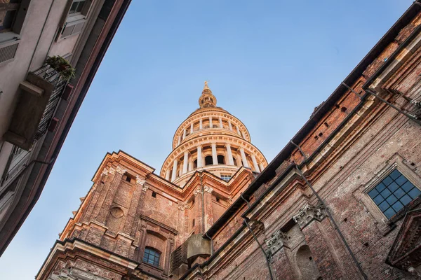 Kopule baziliky San Gaudenzio, Novara — Stock fotografie