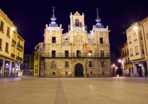 Blick auf das Rathaus von Astorga — Stockfoto