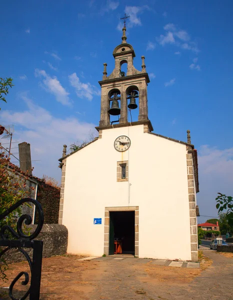 Kirche von santiago, boente — Stockfoto