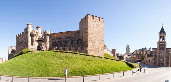 Templářského hradu v Ponferrada, Španělsko — Stock fotografie