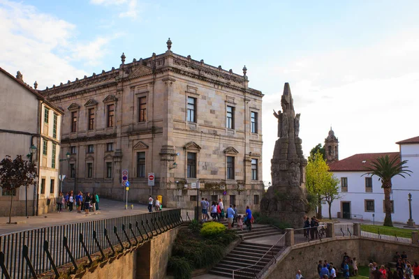 Denkmal für den hl. Franz von Assisi, santiago — Stockfoto