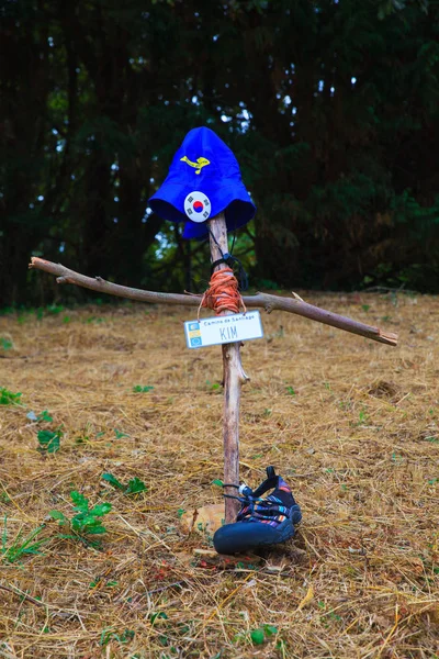 Tree branch wood cross, Way of St. James — Stock Photo, Image