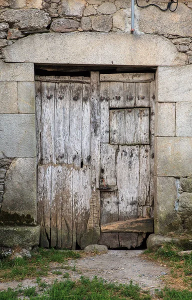 A velha porta — Fotografia de Stock