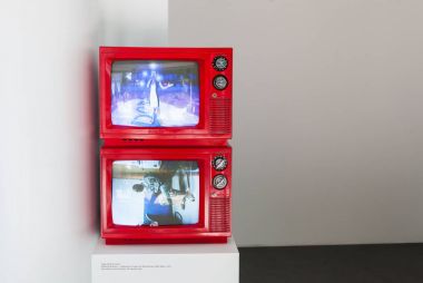 Tarafından Cody Choi, Venedik Kore Pavyonu eserin Yükleme görünümü