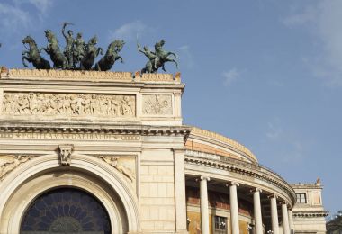 Palermo Politeama tiyatro