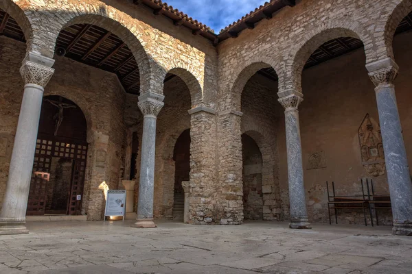 Atrium Eufraziova bazilika, Poreč — Stock fotografie