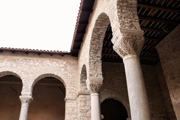 Säulen der euphrasianischen Basilika, Porec — Stockfoto