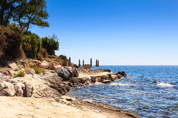 De zee op het eiland Sveti Nikola — Stockfoto