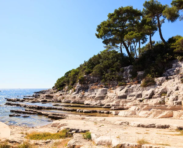 O mar na ilha Sveti Nikola — Fotografia de Stock