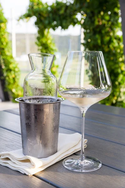 Мальва, истрийское белое вино — стоковое фото