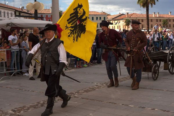 Palmanova historische Reenactment a.d. 1615 — Stockfoto