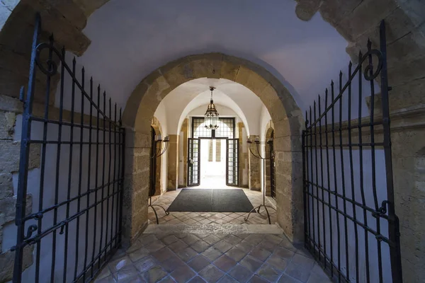 Entrada del baño judío en Ortigia — Foto de Stock