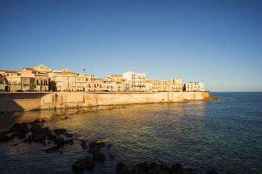 Ortigia sahil, Syracuse