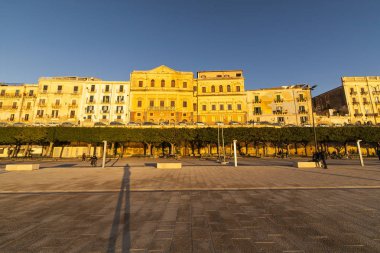 Ortigia batımında bina