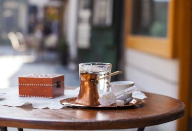 geleneksel Bosna kahve