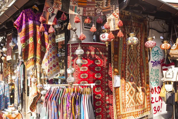 Mercado callejero típico de Sarajevo — Foto de Stock