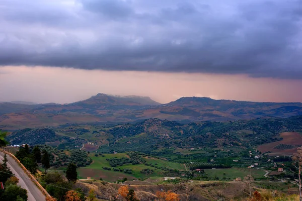 Vista del horizonte de Enna y Calascibetta — Foto de Stock