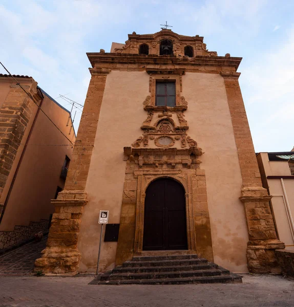 View of the Baroque church of Mercede in Leonforte — Stock Photo, Image