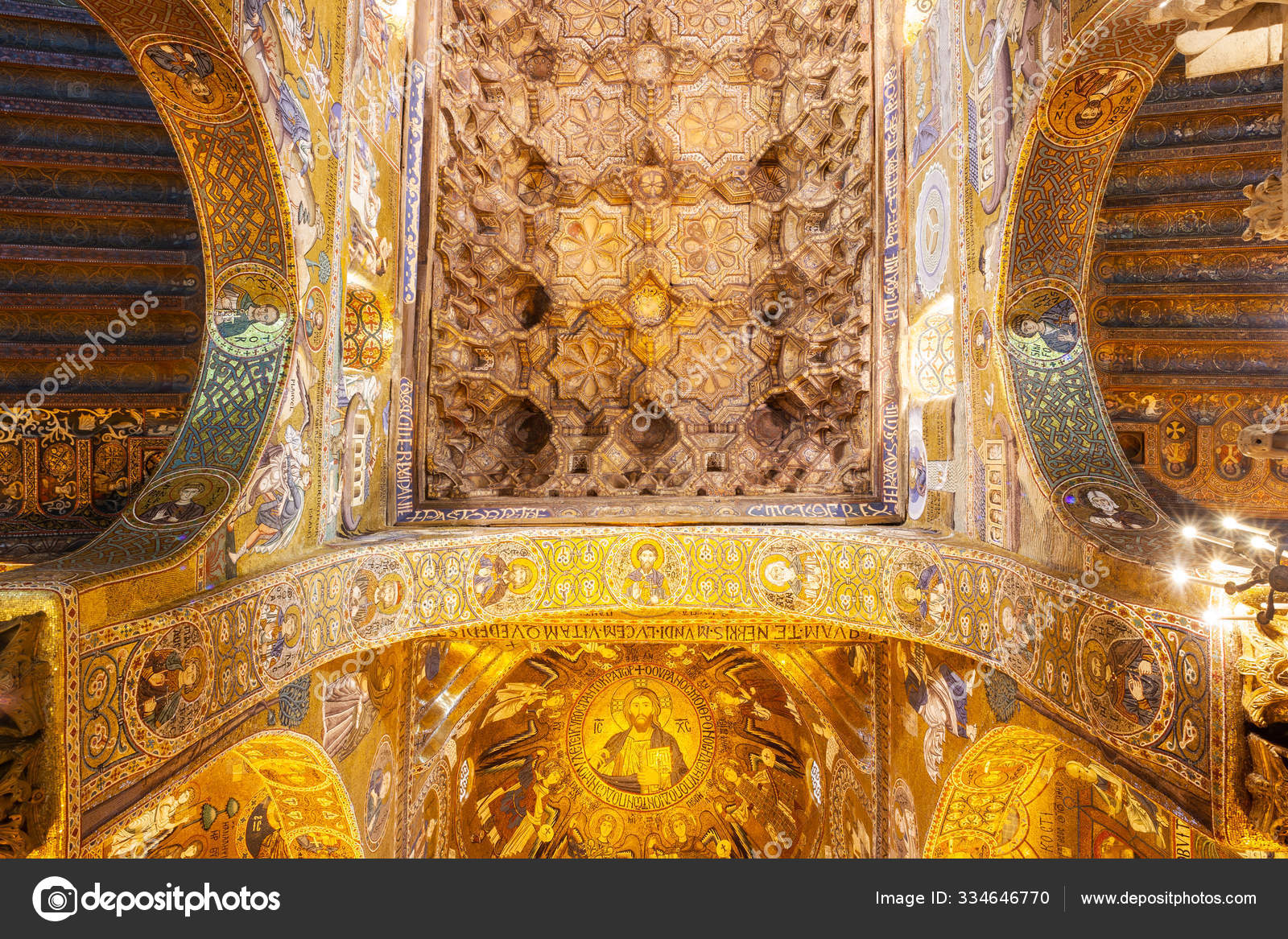  Plafond  lumineux de la chapelle  palatine  Palerme   Photo 