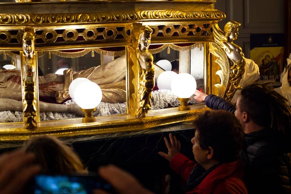 Leonforte Sicilia Abril Hermanos Cristianos Durante Tradicional Procesión Del Viernes — Foto de Stock