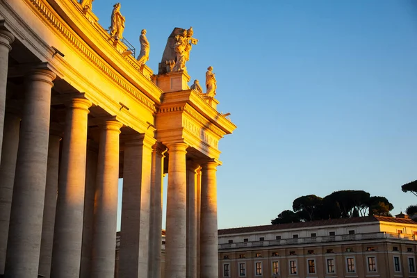 Blick Auf Die Kolonnaden Petersplatz Rom — Stockfoto