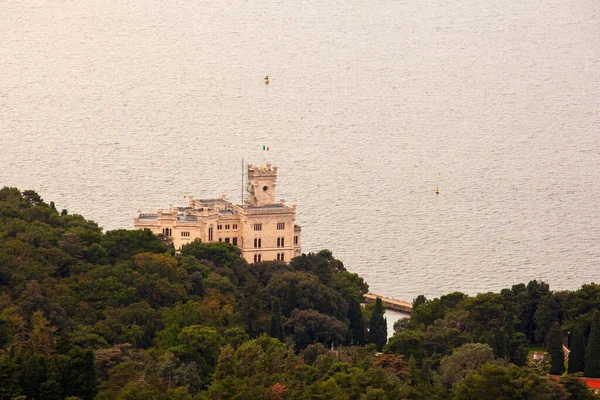 Vista Superior Del Castillo Miramare Trieste — Foto de Stock