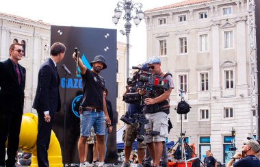 Trieste, İtalya - Eylül 07: perde arkası. Film ekibi, Gabriele Salvatores 'in yönetmenliğini yaptığı Il Ragazzo' yu filme alıyor.