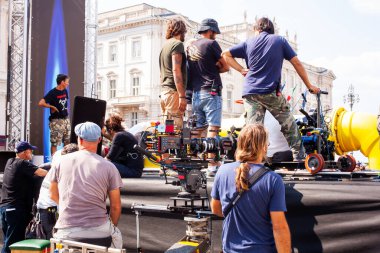 Trieste, İtalya - Eylül 07: perde arkası. Film ekibi, Gabriele Salvatores 'in yönetmenliğini yaptığı Il Ragazzo' yu filme alıyor.