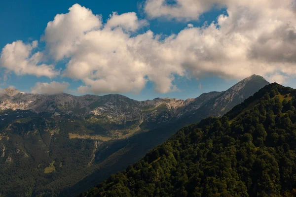 トルミン地方のスロベニアの山の眺め — ストック写真