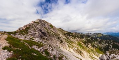 Güney Julian Alpleri 'nin Vogel Dağı' ndan ve Slovenya 'nın Triglav Ulusal Parkı mirasından en iyi manzara