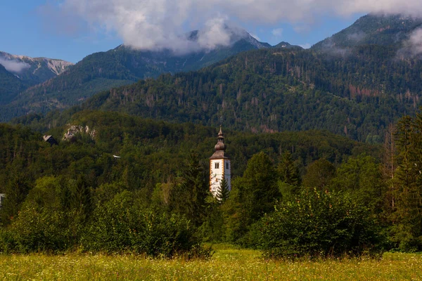 Zvonice Kostela Jana Křtitele Bohinji Slovinsko — Stock fotografie