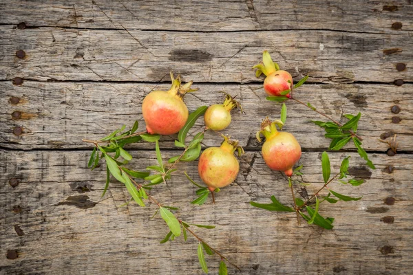 Fresh raw pomegranate — Stock Photo, Image