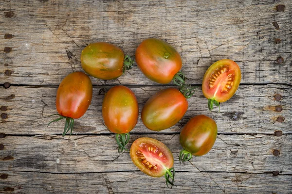 Sabrosos tomates frescos —  Fotos de Stock