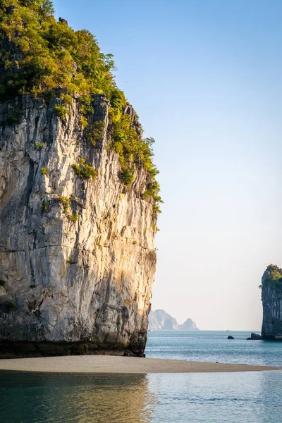 Zatoka Halong, vietnam — Zdjęcie stockowe