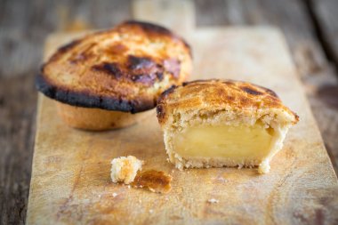 Pasticciotto leccese pastry