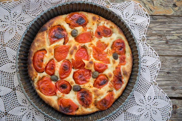 Italienisches Focaccia-Brot — Stockfoto