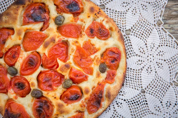 Italienisches Focaccia-Brot — Stockfoto