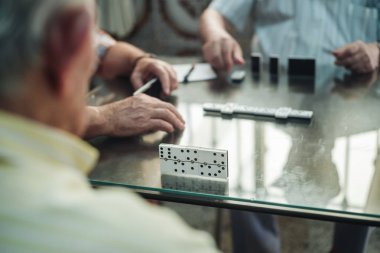 Domino oyunu oynama